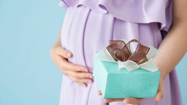 10 Affordable Baby Shower Gifts (That Moms Actually Want)